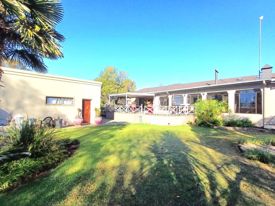 8 Bedroom Property for Sale in Noordhoek Free State